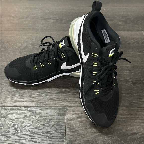 Nike Men's Air Max TR 180 Black Athletic Shoes with Neo Yellow Accents - Picture 2 of 6